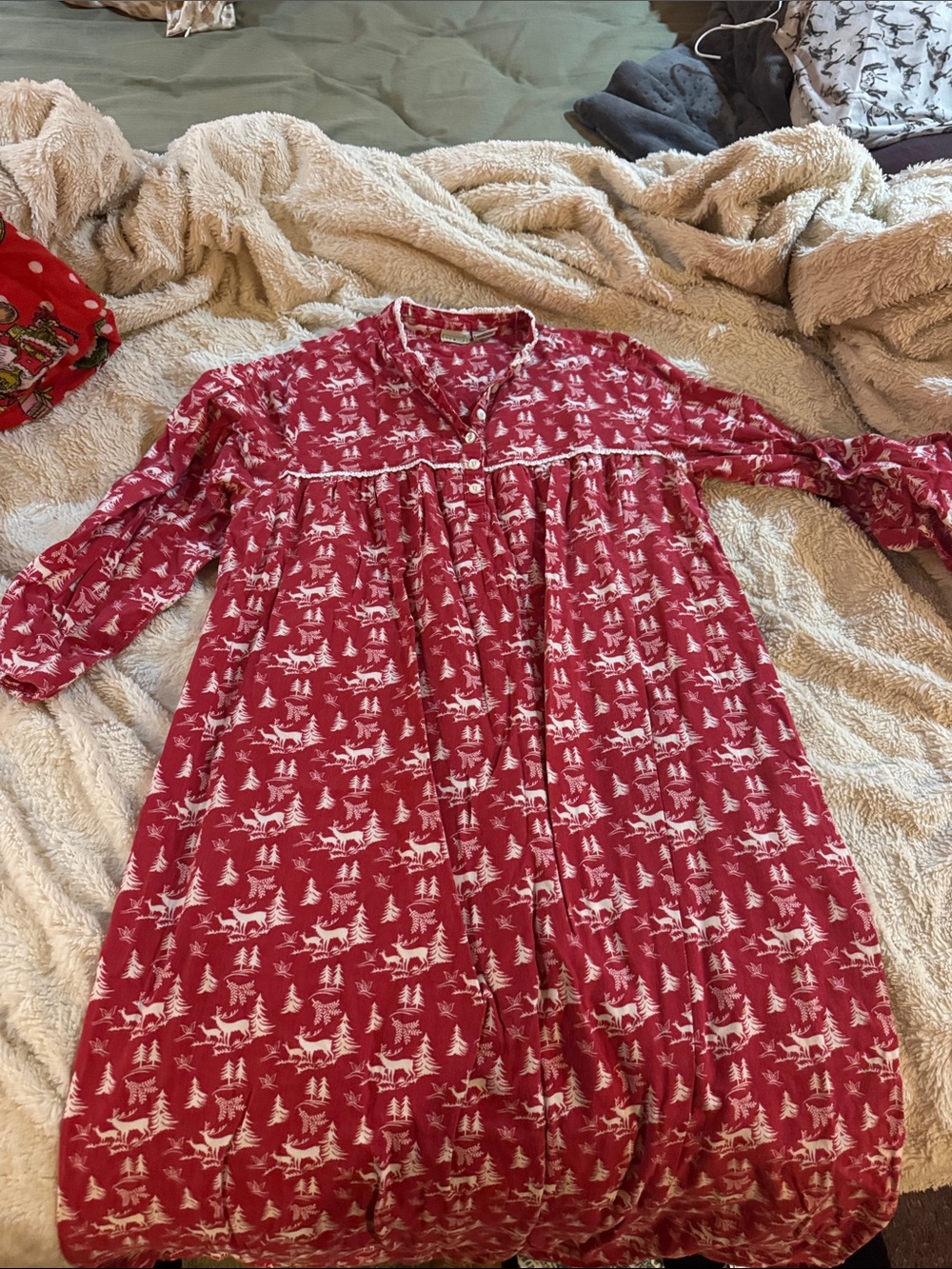 L.L. Bean Red and White Holiday Print Long Nightgown